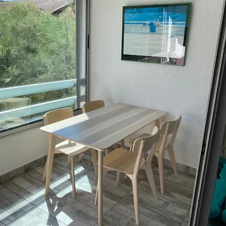 Apartment Spacieux Sur Le Port De *