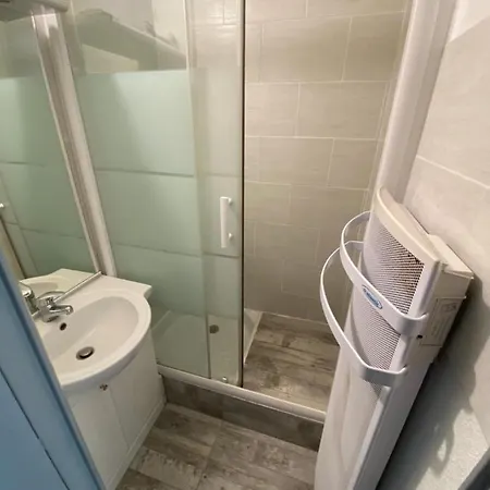 Appartement Spacieux Sur Le Port De *